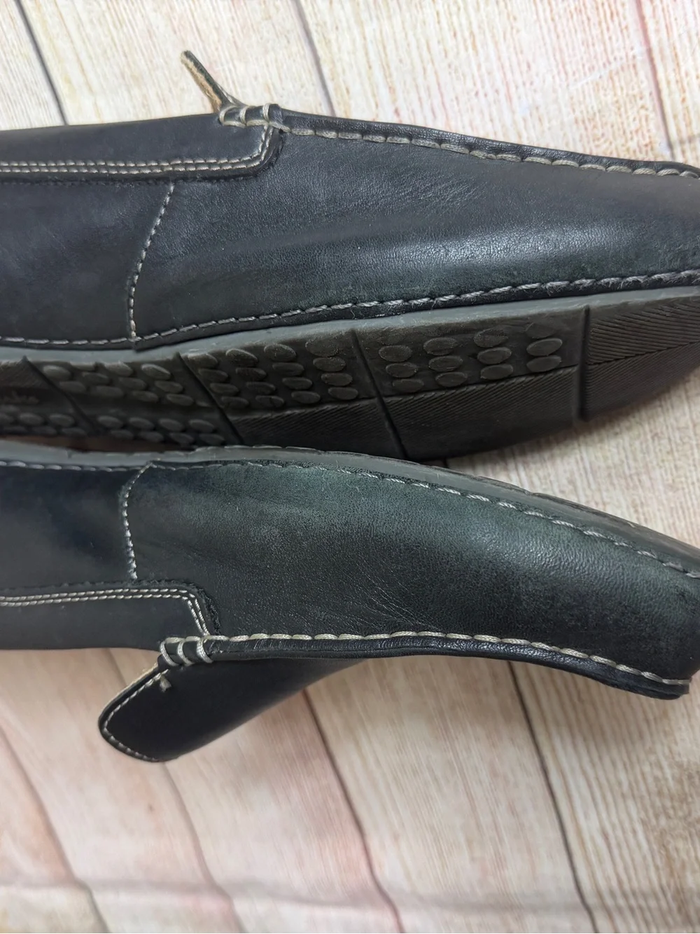 Clark’s black leather driving loafers moccasins. Size 11.